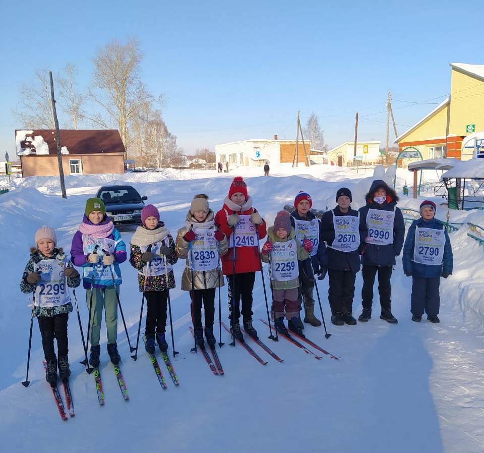 11 февраля на базе спортивного клуба Вавиловского сельского поселения состоялась Всероссийская массовая лыжная гонка “Лыжня России 2023”.