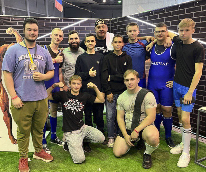 Фестиваль силовых видов спорта "Жми". Фестиваль силовых видов спорта "Жми".